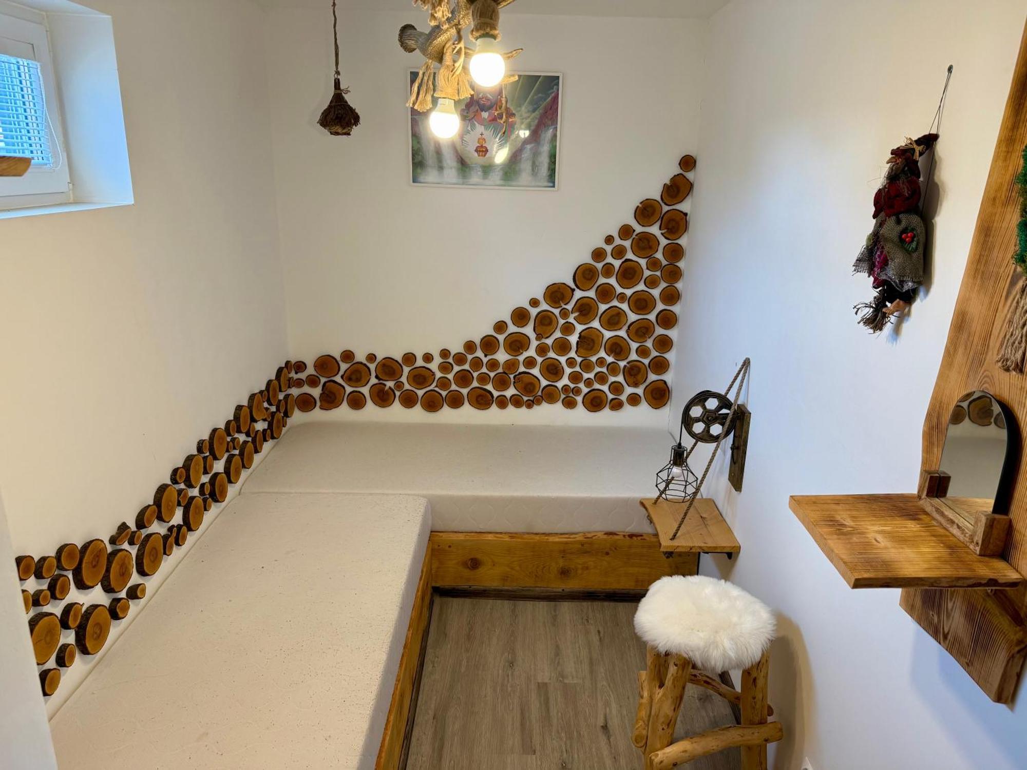 Apartmany Apollo Michalovce Extérieur photo